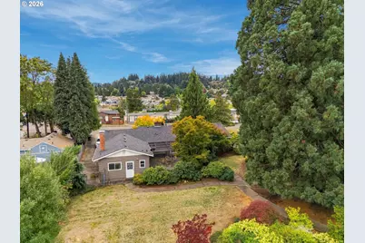 8123 SE Roots Rd, Milwaukie, OR 97267 - Photo 21