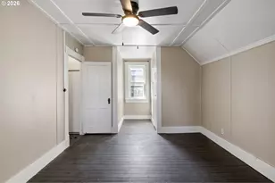 210 SE 4th St, Oakland, OR 97462 - Photo 25