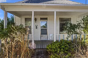 210 SE 4th St, Oakland, OR 97462 - Photo 1
