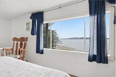 842 S Empire Blvd, Coos Bay, OR 97420 - Photo 15