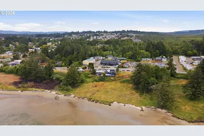 842 S Empire Blvd, Coos Bay, OR 97420 - Photo 33