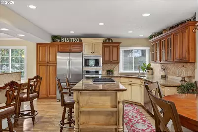 15200 Lily Bay Ct, Lake Oswego, OR 97034 - Photo 11