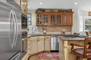 15200 Lily Bay Ct, Lake Oswego, OR 97034 - Photo 9