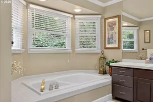 15200 Lily Bay Ct, Lake Oswego, OR 97034 - Photo 25