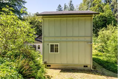 44963 McKenzie Hwy, Walterville, OR 97489 - Photo 41