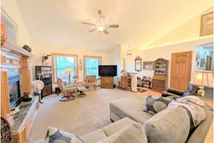 10503 Emily Dr, Island City, OR 97850 - Photo 11