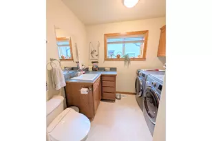 10503 Emily Dr, Island City, OR 97850 - Photo 21