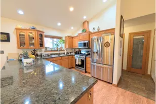 10503 Emily Dr, Island City, OR 97850 - Photo 5