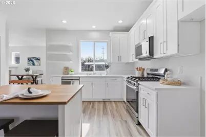 20612 SW Rockport Ln, Beaverton, OR 97006 - Photo 9