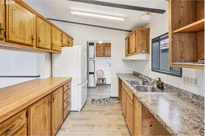 16172 Wedgewood Ln, Brookings, OR 97415 - Photo 17