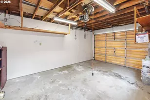 16172 Wedgewood Ln, Brookings, OR 97415 - Photo 11