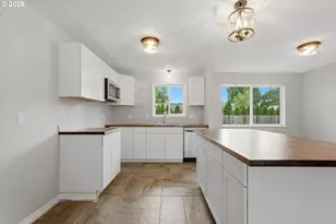 1543 NE 16th Way, Gresham, OR 97030 - Photo 9
