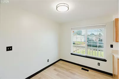 1012 Waikiki St, Salem, OR 97317 - Photo 11