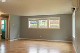 877 Virginia Cir, Clatskanie, OR 97016 - Photo 11