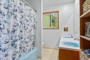 1801 E Laurel Dr, Newberg, OR 97132 - Photo 21