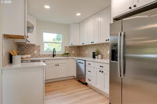 4600 NE 80th Ave, Portland, OR 97218 - Photo 11