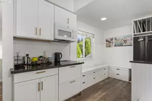 5225 Jean Rd, Lake Oswego, OR 97035 - Photo 13