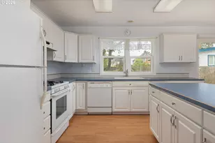 3467 NW Oar Ave, Lincoln City, OR 97367 - Photo 3