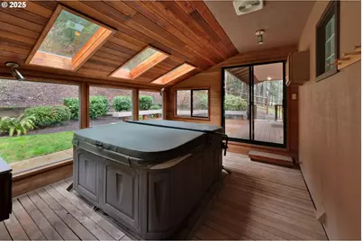 28198 Briggs Hill Rd, Eugene, OR 97405 - Photo 37