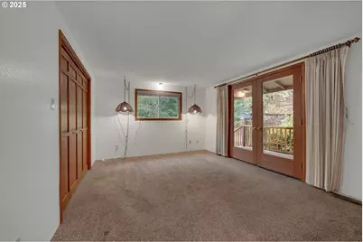 28198 Briggs Hill Rd, Eugene, OR 97405 - Photo 21