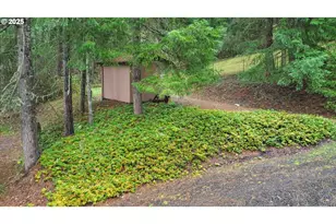 28198 Briggs Hill Rd, Eugene, OR 97405 - Photo 39