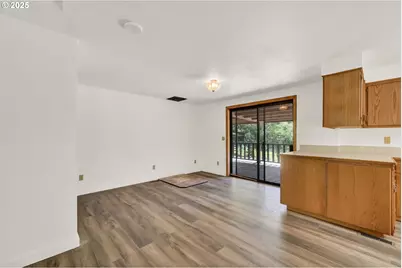 7349 Henderer Rd, Elkton, OR 97436 - Photo 7