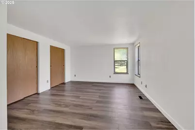 7349 Henderer Rd, Elkton, OR 97436 - Photo 15