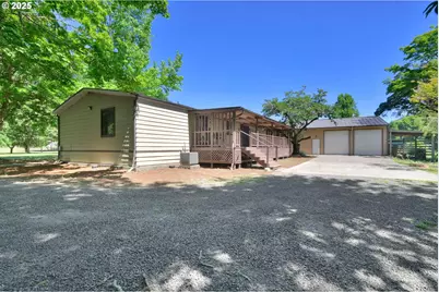 7349 Henderer Rd, Elkton, OR 97436 - Photo 27