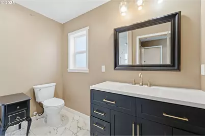 905 Cowl St, Milton-Freewater, OR 97862 - Photo 9