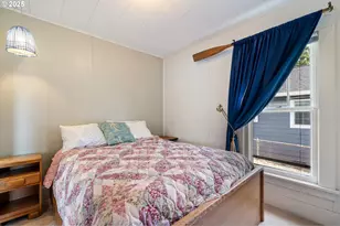 210 Cypress Ave, Garibaldi, OR 97118 - Photo 15