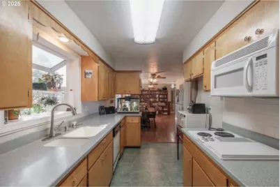 3614 31st Ave, Salem, OR 97301 - Photo 17