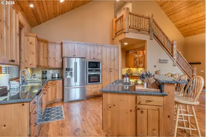 56340 Solar Dr, Bend, OR 97707 - Photo 15