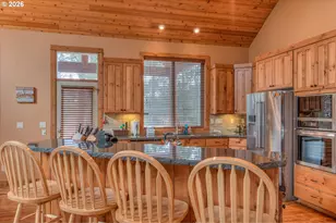 56340 Solar Dr, Bend, OR 97707 - Photo 11