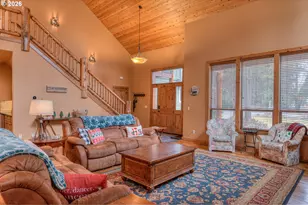 56340 Solar Dr, Bend, OR 97707 - Photo 9
