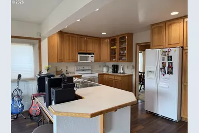 203 NE 1st St, Enterprise, OR 97828 - Photo 15