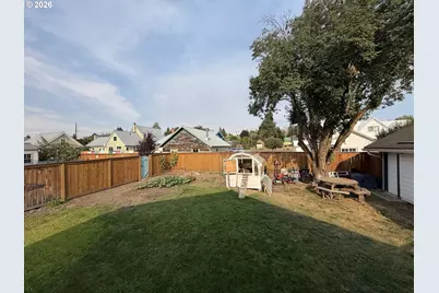 203 NE 1st St, Enterprise, OR 97828 - Photo 7