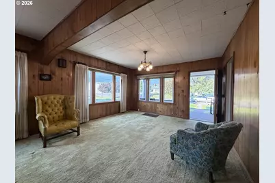 203 NE 1st St, Enterprise, OR 97828 - Photo 11