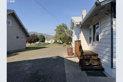 203 NE 1st St, Enterprise, OR 97828 - Photo 37