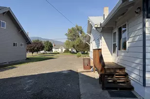 203 NE 1st St, Enterprise, OR 97828 - Photo 37