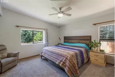 32481 Doolittle Rd, Cottage Grove, OR 97424 - Photo 17