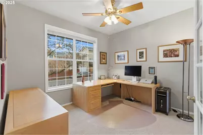 158 SW 105th Ter, Portland, OR 97225 - Photo 17