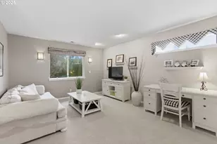 158 SW 105th Terrace, Portland, OR 97225 - Photo 21