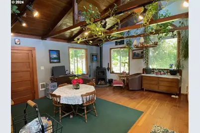 83126 Siltcoos Station Rd, Westlake, OR 97493 - Photo 13