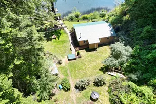 83126 Siltcoos Station Rd, Westlake, OR 97493 - Photo 9