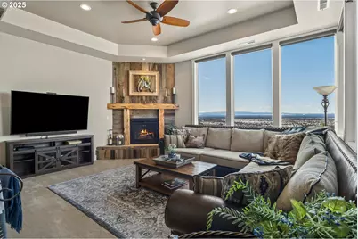 16368 SW Hat Rock Loop, Powell Butte, OR 97753 - Photo 29