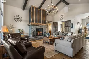 16368 SW Hat Rock Loop, Powell Butte, OR 97753 - Photo 13