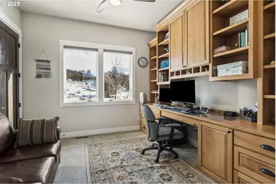 16368 SW Hat Rock Loop, Powell Butte, OR 97753 - Photo 33