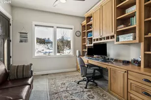 16368 SW Hat Rock Loop, Powell Butte, OR 97753 - Photo 33