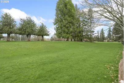 1275 NE Country Club Ave, Gresham, OR 97030 - Photo 33