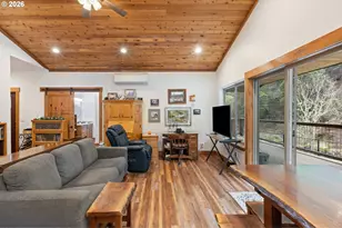 4696 Cow Creek Rd, Riddle, OR 97469 - Photo 15